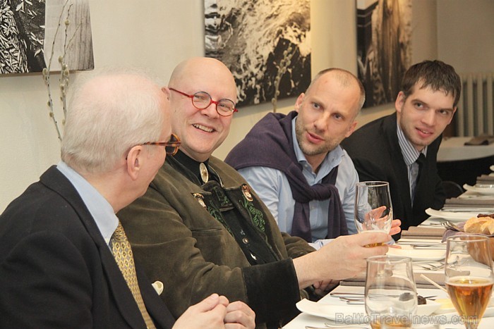 Degustācijas vakariņas ar plašu vīna izvēli ir piedzīvojis gandrīz katrs Latvijas restorānu cienītājs, bet degustācijas vakariņas ar labākajiem Latvij Degustācijas vakariņas ar plašu vīna izvēli ir piedzīvojis gandrīz katrs Latvijas restorānu cienītājs, bet degustācijas vakariņas ar labākajiem Latvij 91382