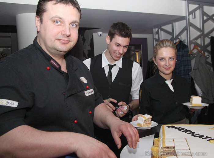 Rīgas restorāns «International SV» (Hospitāļu ielā 1) atzīmē viena gada jubileju - www.internationalsv.lv Rīgas restorāns «International SV» (Hospitāļu ielā 1) atzīmē viena gada jubileju - www.internationalsv.lv 91608