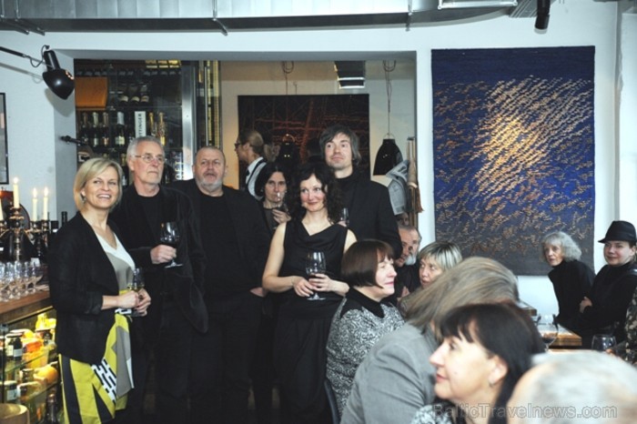 Egila Rozenberga izstādes REIZ PARĪZĒ atklāšana Vīna Studijā 2013. gada 9. aprīlī - www.vinastudija.lv Egila Rozenberga izstādes REIZ PARĪZĒ atklāšana Vīna Studijā 2013. gada 9. aprīlī - www.vinastudija.lv 91735