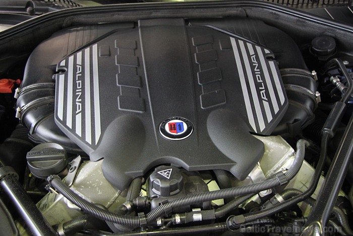 Pirmo reizi Latvijā BMW Alpina piedāvāja 11.04.2013 vienlaicīgi testēt 4 modeļus (D5,B5, B6 un B7) ar www.inchcape-bmauto.lv atbalstu Pirmo reizi Latvijā BMW Alpina piedāvāja 11.04.2013 vienlaicīgi testēt 4 modeļus (D5,B5, B6 un B7) ar www.inchcape-bmauto.lv atbalstu 91784