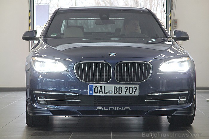 BMW Alpina B7 Biturbo (pilnpiedziņa) ar 540 zirgspēkiem un 730 Nm griezes momentu ieskrienas līdz 100 km/h par 4,5 sekundēm, bet maksimālais ātrums ir BMW Alpina B7 Biturbo (pilnpiedziņa) ar 540 zirgspēkiem un 730 Nm griezes momentu ieskrienas līdz 100 km/h par 4,5 sekundēm, bet maksimālais ātrums ir 91791