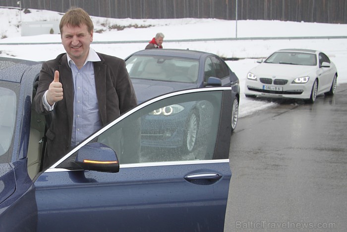 BalticTravelnews.com direktors Aivars Mackevičs testa braucienos iepazina visus četrus BMW Alpina modeļus BalticTravelnews.com direktors Aivars Mackevičs testa braucienos iepazina visus četrus BMW Alpina modeļus 91800