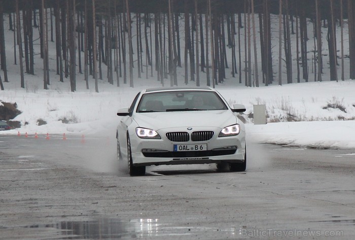 Pirmo reizi Latvijā BMW Alpina piedāvāja 11.04.2013 vienlaicīgi testēt 4 modeļus (D5, B5, B6 un B7) ar www.inchcape-bmauto.lv atbalstu Pirmo reizi Latvijā BMW Alpina piedāvāja 11.04.2013 vienlaicīgi testēt 4 modeļus (D5, B5, B6 un B7) ar www.inchcape-bmauto.lv atbalstu 91801