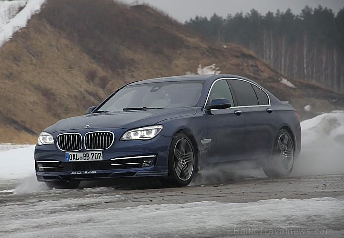 Pirmo reizi Latvijā BMW Alpina piedāvāja 11.04.2013 vienlaicīgi testēt 4 modeļus (D5, B5, B6 un B7) ar www.inchcape-bmauto.lv atbalstu Pirmo reizi Latvijā BMW Alpina piedāvāja 11.04.2013 vienlaicīgi testēt 4 modeļus (D5, B5, B6 un B7) ar www.inchcape-bmauto.lv atbalstu 91802