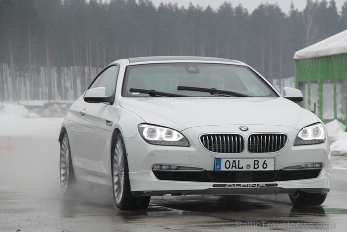 Pirmo reizi Latvijā BMW Alpina piedāvāja 11.04.2013 vienlaicīgi testēt 4 modeļus (D5, B5, B6 un B7) ar www.inchcape-bmauto.lv atbalstu Pirmo reizi Latvijā BMW Alpina piedāvāja 11.04.2013 vienlaicīgi testēt 4 modeļus (D5, B5, B6 un B7) ar www.inchcape-bmauto.lv atbalstu 91805