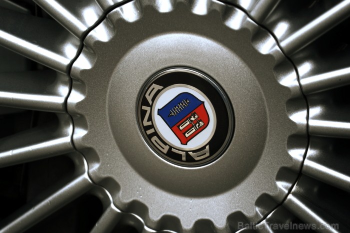 Travelnews.lv redakcija testē BMW Alpina modeļus sporta kompleksā 333, ko piedāvā autocentrs Inchcape BM Auto. Foto: Juris Ķilkuts, www.fotoatelje.lv Travelnews.lv redakcija testē BMW Alpina modeļus sporta kompleksā 333, ko piedāvā autocentrs Inchcape BM Auto. Foto: Juris Ķilkuts, www.fotoatelje.lv 92113