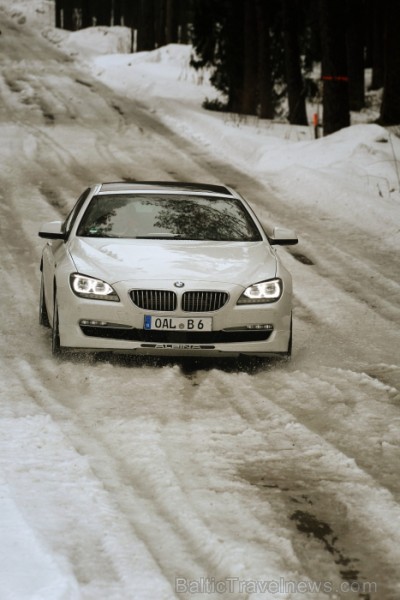 Travelnews.lv redakcija testē BMW Alpina modeļus sporta kompleksā 333. Foto: Juris Ķilkuts, www.fotoatelje.lv Travelnews.lv redakcija testē BMW Alpina modeļus sporta kompleksā 333. Foto: Juris Ķilkuts, www.fotoatelje.lv 92115