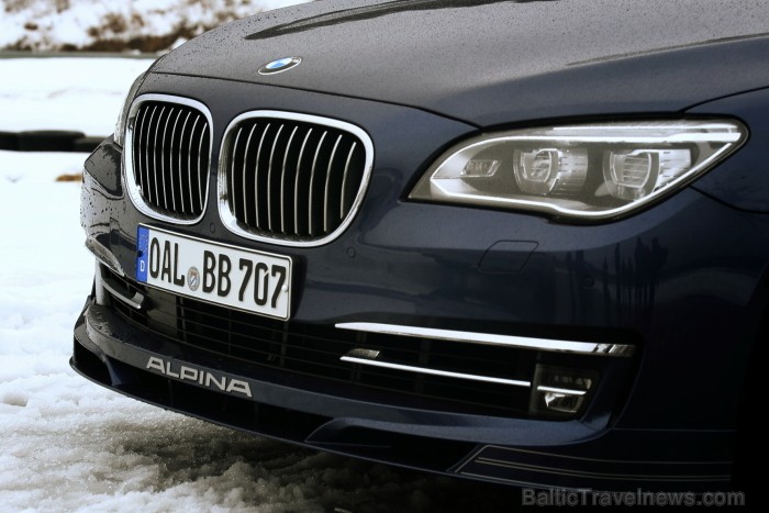 Travelnews.lv redakcija testē BMW Alpina modeļus sporta kompleksā 333. Foto: Juris Ķilkuts, www.fotoatelje.lv Travelnews.lv redakcija testē BMW Alpina modeļus sporta kompleksā 333. Foto: Juris Ķilkuts, www.fotoatelje.lv 92147