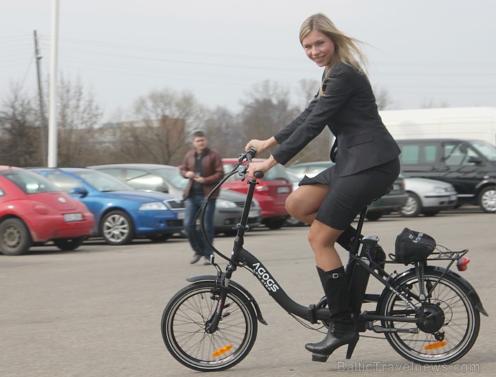 Eletrovelosipēdu projekts Blue Shock Bike atver mobilitātes centru Rīgā - www.fb.com/BlueShockBike Eletrovelosipēdu projekts Blue Shock Bike atver mobilitātes centru Rīgā - www.fb.com/BlueShockBike 92277