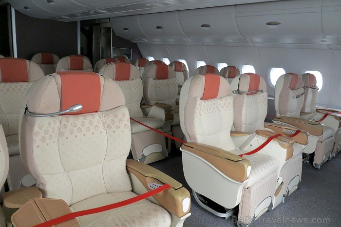 Francijas pilsēta Tulūza lepojas ne tikai ar kultūrvēsturisko mantojumu, bet arī ar Airbus lidmašīnām, kuras būvē tieši šajā pilsētā. Airbus rūpnīcu u Francijas pilsēta Tulūza lepojas ne tikai ar kultūrvēsturisko mantojumu, bet arī ar Airbus lidmašīnām, kuras būvē tieši šajā pilsētā. Airbus rūpnīcu u 93751