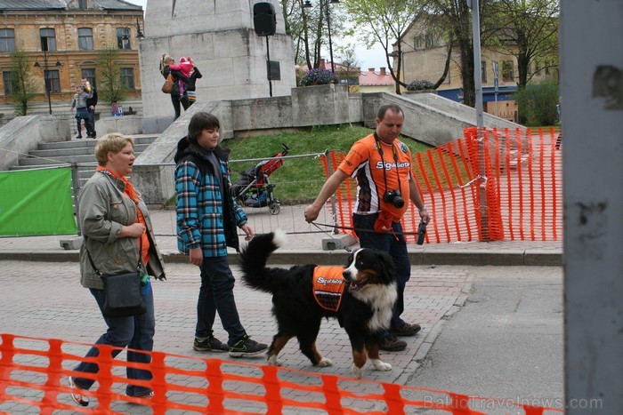 2013. gada pirmais SEB MTB posma starts tika dots Cēsīs, lai jau tālāk riteņbraucēji varētu doties līdz pat Valmierai. 2013. gada pirmais SEB MTB posma starts tika dots Cēsīs, lai jau tālāk riteņbraucēji varētu doties līdz pat Valmierai. 93994