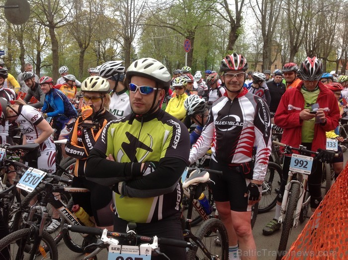 2013. gada pirmais SEB MTB posma starts tika dots Cēsīs, lai jau tālāk riteņbraucēji varētu doties līdz pat Valmierai. 2013. gada pirmais SEB MTB posma starts tika dots Cēsīs, lai jau tālāk riteņbraucēji varētu doties līdz pat Valmierai. 94050