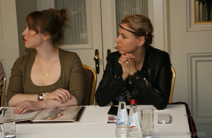 Liene Candy ir viena no pasākuma organizatorēm un sola jautru ballīti gan ar vietējo, gan ārzemju mākslinieku piedalīšanos. Liene Candy ir viena no pasākuma organizatorēm un sola jautru ballīti gan ar vietējo, gan ārzemju mākslinieku piedalīšanos. 94206