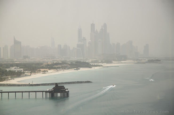Travelnews.lv apmeklē pasaules populāro luksus viesnīcu Burj Al Arab, kas atrodas Dubaijā. Foto sponsors: www.GoAdventure.lv 94631