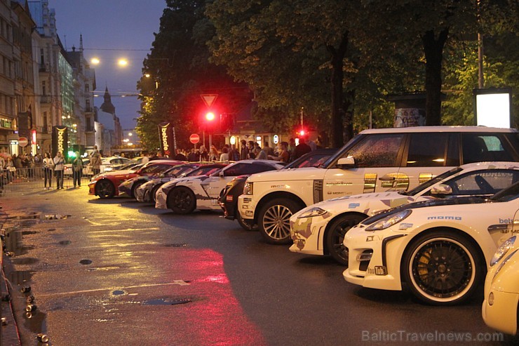 Bagātnieku rallijs «Gumball 3000» Rīgā nakšņo Radisson Blu Elizabete (www.radissonblu.lv/elizabetehotel-riga) Bagātnieku rallijs «Gumball 3000» Rīgā nakšņo Radisson Blu Elizabete (www.radissonblu.lv/elizabetehotel-riga) 94727