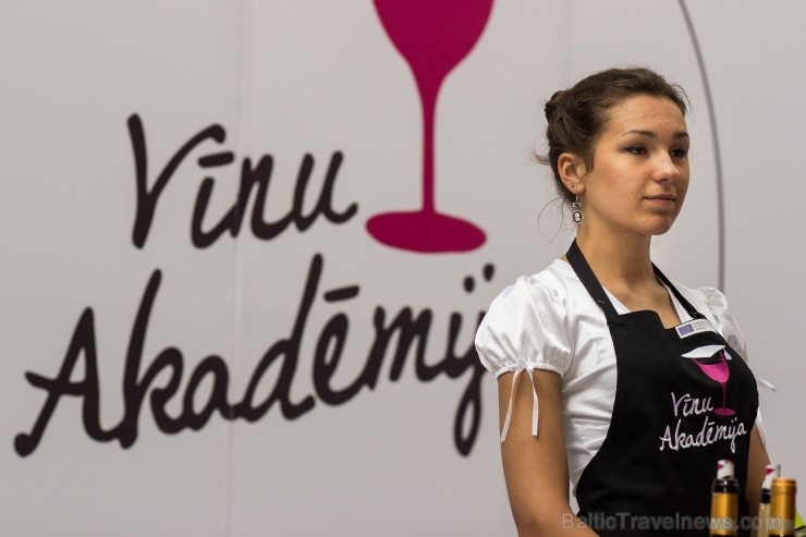 2013. gada 27. un 28. jūnijā viesnīcas Konventa Sēta iekšpagalmā notiek tradicionālais Vīna festivāls 2013 www.vinafestivals.lv 2013. gada 27. un 28. jūnijā viesnīcas Konventa Sēta iekšpagalmā notiek tradicionālais Vīna festivāls 2013 www.vinafestivals.lv 97274