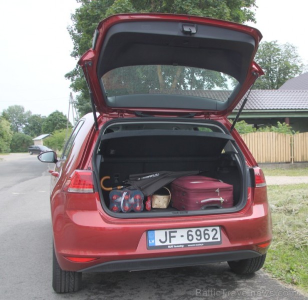 VW Golf 7 1.2 TSI ir klasiska vērtība... tas ar 105 zirgspēkiem spēj ieskrieties līdz 100 km/h par 10.4 sekundēm un degvielas patēriņā ir taupīgs VW Golf 7 1.2 TSI ir klasiska vērtība... tas ar 105 zirgspēkiem spēj ieskrieties līdz 100 km/h par 10.4 sekundēm un degvielas patēriņā ir taupīgs 97531