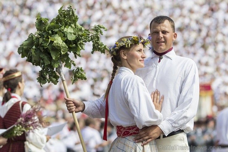 Sestdien, 6. jūlijā notika XXV Vispārējo latviešu Dziesmu un XV Deju svētku Noslēguma koncerta Līgo ģenerālmēģinājumi Sestdien, 6. jūlijā notika XXV Vispārējo latviešu Dziesmu un XV Deju svētku Noslēguma koncerta Līgo ģenerālmēģinājumi 98224