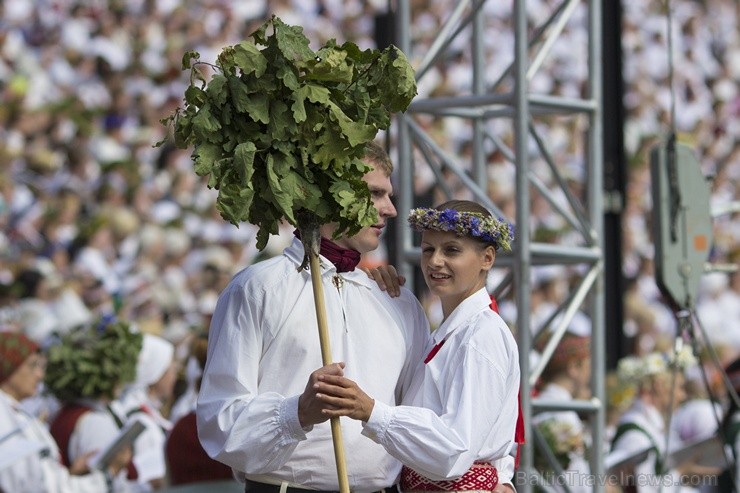 Sestdien, 6. jūlijā notika XXV Vispārējo latviešu Dziesmu un XV Deju svētku Noslēguma koncerta Līgo ģenerālmēģinājumi Sestdien, 6. jūlijā notika XXV Vispārējo latviešu Dziesmu un XV Deju svētku Noslēguma koncerta Līgo ģenerālmēģinājumi 98253