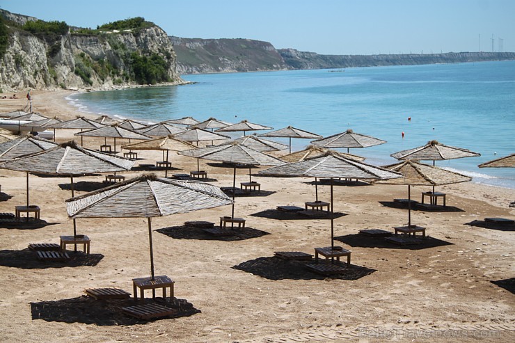 Bulgārija piedāvā pasaules klases golfa laukumu «Thracian Cliffs Golf & Beach Resort». Foto sponsors: www.goadventure.lv Bulgārija piedāvā pasaules klases golfa laukumu «Thracian Cliffs Golf & Beach Resort». Foto sponsors: www.goadventure.lv 98750