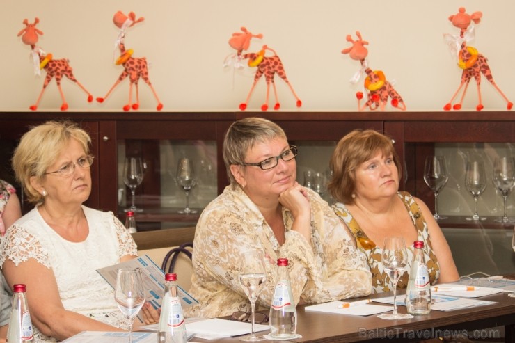 Vecrīgas jaunajā viesnīcā Astor Rīga Hotel 9.07.2013 pulcējās LV ceļojumu aģenti, lai iepazītos ar jauno Onlineweg.de piedāvājumu, ko Baltijas valstīs Vecrīgas jaunajā viesnīcā Astor Rīga Hotel 9.07.2013 pulcējās LV ceļojumu aģenti, lai iepazītos ar jauno Onlineweg.de piedāvājumu, ko Baltijas valstīs 98938