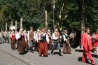 XXV Vispārējo latviešu Dziesmu un XV Deju svētku gājiens - atrodi savu kolektīvu (5.daļa)