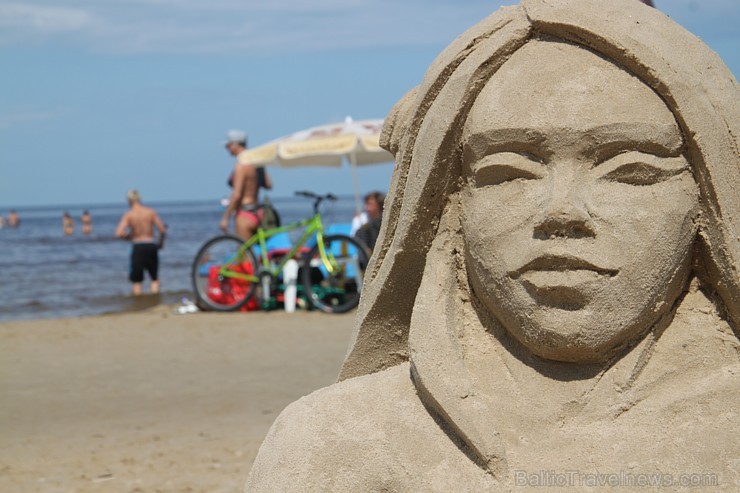 Kūrortpilsēta Jūrmala ir Latvijas pludmales tūrisma vizītkarte. Foto sponsors: www.tourism.jurmala.lv Kūrortpilsēta Jūrmala ir Latvijas pludmales tūrisma vizītkarte. Foto sponsors: www.tourism.jurmala.lv 99964