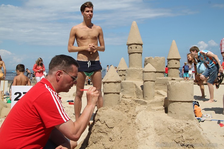 Kūrortpilsēta Jūrmala ir Latvijas pludmales tūrisma vizītkarte. Foto sponsors: www.tourism.jurmala.lv Kūrortpilsēta Jūrmala ir Latvijas pludmales tūrisma vizītkarte. Foto sponsors: www.tourism.jurmala.lv 99967