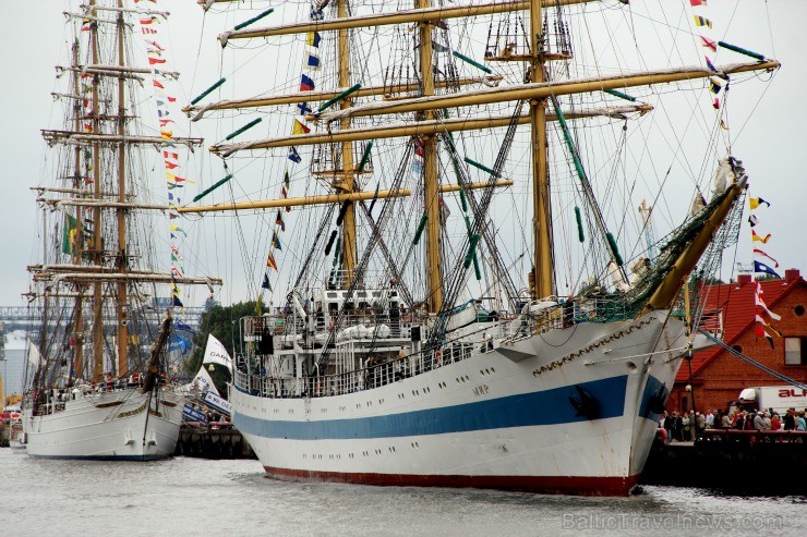 Starptautiskās burukuģu un jahtu regates The Tall Ships Races 2013 dalībnieki pirms došanās uz Rīgu ieradās Ventspilī, kur tos varēja apskatīt Ostas i Starptautiskās burukuģu un jahtu regates The Tall Ships Races 2013 dalībnieki pirms došanās uz Rīgu ieradās Ventspilī, kur tos varēja apskatīt Ostas i 101367