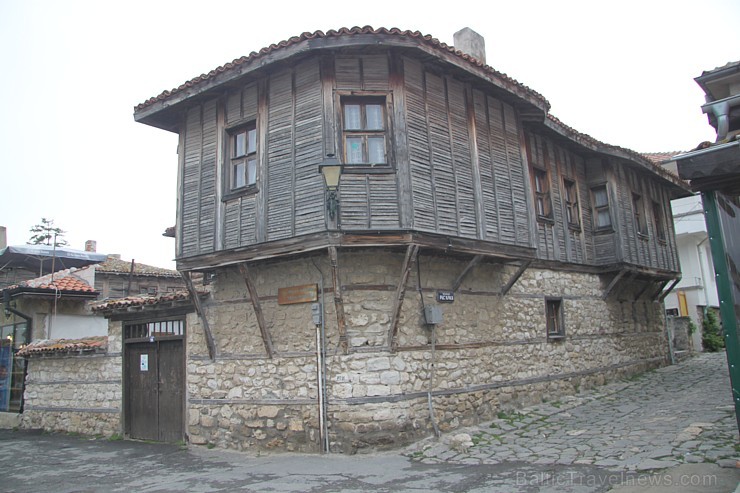 Nesebra ir viena no senākajām pilsētām Eiropā un tā ir iekļauta UNESCO pasaules mantojuma sarakstā. Foto sponsors: www.goadventure.lv Nesebra ir viena no senākajām pilsētām Eiropā un tā ir iekļauta UNESCO pasaules mantojuma sarakstā. Foto sponsors: www.goadventure.lv 101887