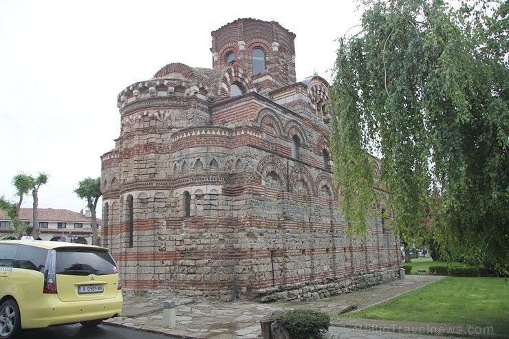 Nesebra ir viena no senākajām pilsētām Eiropā un tā ir iekļauta UNESCO pasaules mantojuma sarakstā. Foto sponsors: www.goadventure.lv Nesebra ir viena no senākajām pilsētām Eiropā un tā ir iekļauta UNESCO pasaules mantojuma sarakstā. Foto sponsors: www.goadventure.lv 101890