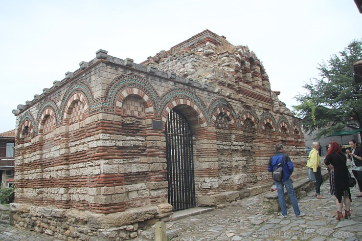 Nesebra ir viena no senākajām pilsētām Eiropā un tā ir iekļauta UNESCO pasaules mantojuma sarakstā. Foto sponsors: www.goadventure.lv Nesebra ir viena no senākajām pilsētām Eiropā un tā ir iekļauta UNESCO pasaules mantojuma sarakstā. Foto sponsors: www.goadventure.lv 101893