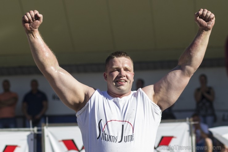 Limbažos norisinājās Siltums Jums Latvijas Spēkavīru čempionāta fināla posmi. 2013. gada čempiona titulu ieguva Didzis Zariņš Limbažos norisinājās Siltums Jums Latvijas Spēkavīru čempionāta fināla posmi. 2013. gada čempiona titulu ieguva Didzis Zariņš 102439