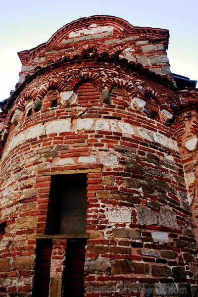 Nesebrā, saskaņā ar statistikas datiem, ir visvairāk baznīcu pasaulē, rēķinot uz iedzīvotāju skaitu.
Foto sponsors: www.novatours.lv Nesebrā, saskaņā ar statistikas datiem, ir visvairāk baznīcu pasaulē, rēķinot uz iedzīvotāju skaitu.
Foto sponsors: www.novatours.lv 103295