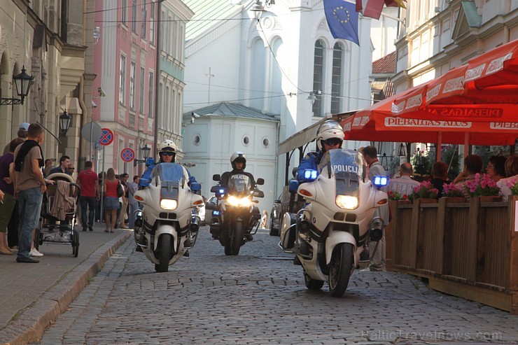 17.08.2013 Rīgas svētku ietvaros norisinājās gada lielākais seno spēkratu salidojums «Rīga Retro 2013», kurā pulcējās vairāk nekā 100 senie spēkrati. 17.08.2013 Rīgas svētku ietvaros norisinājās gada lielākais seno spēkratu salidojums «Rīga Retro 2013», kurā pulcējās vairāk nekā 100 senie spēkrati. 103431