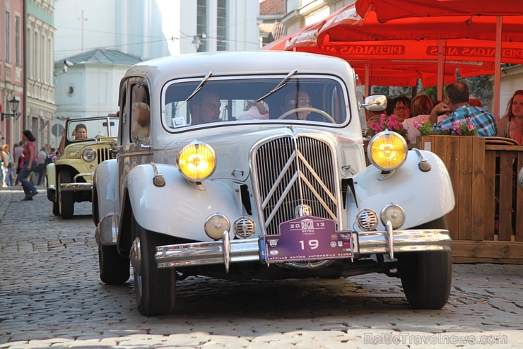17.08.2013 Rīgas svētku ietvaros norisinājās gada lielākais seno spēkratu salidojums «Rīga Retro 2013». Foto sponsors: www.grandpalaceriga.com 17.08.2013 Rīgas svētku ietvaros norisinājās gada lielākais seno spēkratu salidojums «Rīga Retro 2013». Foto sponsors: www.grandpalaceriga.com 103447