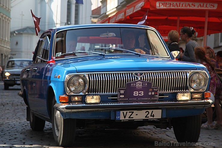 17.08.2013 Rīgas svētku ietvaros norisinājās gada lielākais seno spēkratu salidojums «Rīga Retro 2013». Foto sponsors: www.grandpalaceriga.com 17.08.2013 Rīgas svētku ietvaros norisinājās gada lielākais seno spēkratu salidojums «Rīga Retro 2013». Foto sponsors: www.grandpalaceriga.com 103511