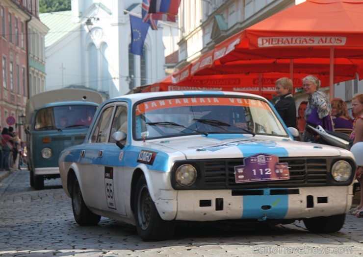 17.08.2013 Rīgas svētku ietvaros norisinājās gada lielākais seno spēkratu salidojums «Rīga Retro 2013». Foto sponsors: www.grandpalaceriga.com 17.08.2013 Rīgas svētku ietvaros norisinājās gada lielākais seno spēkratu salidojums «Rīga Retro 2013». Foto sponsors: www.grandpalaceriga.com 103517