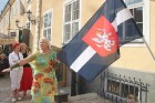 Pirmais restorāns Rīgā uzvelk mastā Latgales karogu - restorāns Taverna 