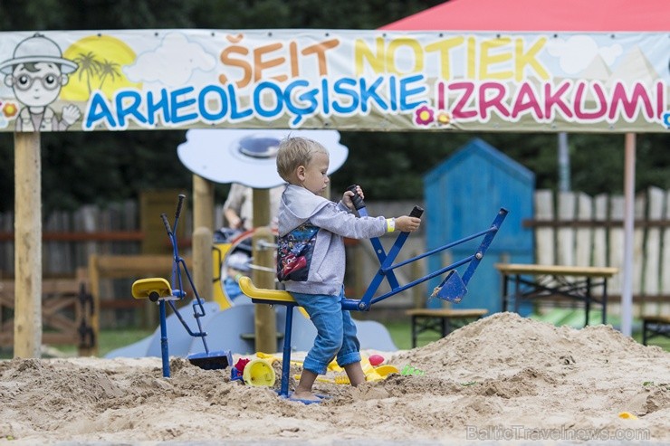 Pik Nik parks Rīgā piedāvā katram parka apmeklētājam atbilstošas atrakcijas - www.piknikparks.lv Pik Nik parks Rīgā piedāvā katram parka apmeklētājam atbilstošas atrakcijas - www.piknikparks.lv 104078