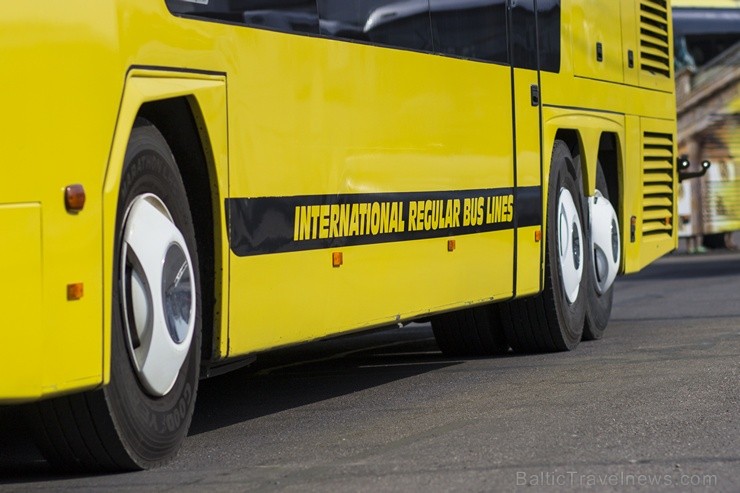 Ar Ecolines autobusiem ik dienas pasažieriem iespējams komfortabli ceļot starp 18 valstīm un gandrīz 200 pilsētām - www.ecolines.lv Ar Ecolines autobusiem ik dienas pasažieriem iespējams komfortabli ceļot starp 18 valstīm un gandrīz 200 pilsētām - www.ecolines.lv 104115