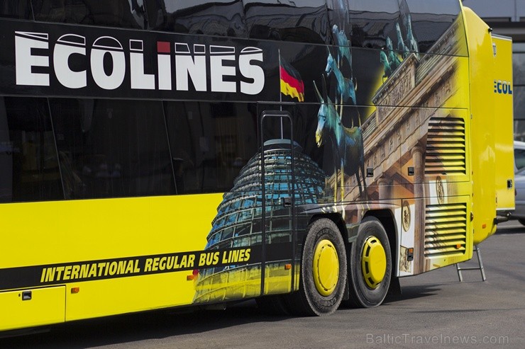 Ar Ecolines autobusiem ik dienas pasažieriem iespējams komfortabli ceļot starp 18 valstīm un gandrīz 200 pilsētām - www.ecolines.lv Ar Ecolines autobusiem ik dienas pasažieriem iespējams komfortabli ceļot starp 18 valstīm un gandrīz 200 pilsētām - www.ecolines.lv 104116