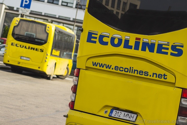 Ar Ecolines autobusiem ik dienas pasažieriem iespējams komfortabli ceļot starp 18 valstīm un gandrīz 200 pilsētām - www.ecolines.lv Ar Ecolines autobusiem ik dienas pasažieriem iespējams komfortabli ceļot starp 18 valstīm un gandrīz 200 pilsētām - www.ecolines.lv 104121