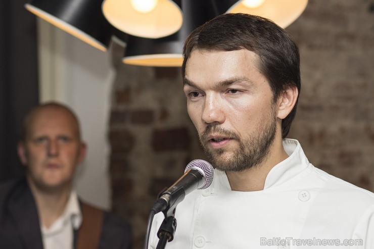 Heinrihs Erhards – iedvesmotājs, šefpavārs un restorānu Botanica, Cotton, HE s restaurant un gastranomiskā brenda He’s līdzīpašnieks - www.hegroup.lv Heinrihs Erhards – iedvesmotājs, šefpavārs un restorānu Botanica, Cotton, HE s restaurant un gastranomiskā brenda He’s līdzīpašnieks - www.hegroup.lv 104430