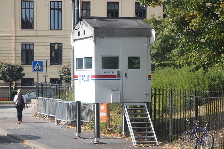 Policijas būda Oslo pilsētā 105642