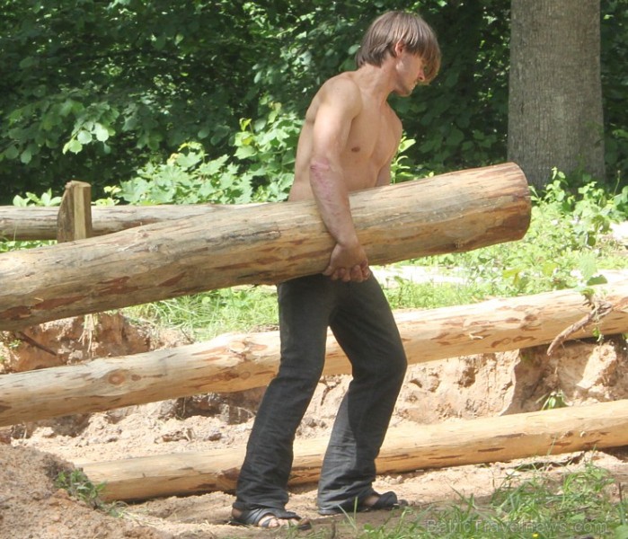 Kopā ar «Lauku ceļotājs» apmeklējam Tērvetes senvēstures muzeju un Tērvetes koka pili (www.lielkenins.lv) Kopā ar «Lauku ceļotājs» apmeklējam Tērvetes senvēstures muzeju un Tērvetes koka pili (www.lielkenins.lv) 105949