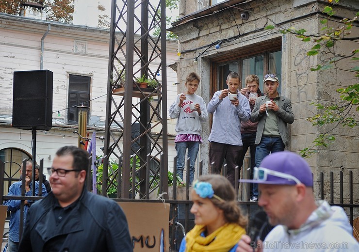 Viens no nozīmīgākajiem Dienas bez auto notikumiem bija pirmās pašapkalpošanās velo darbnīcas Open bike atklāšana Kaņepes kultūras centrā Viens no nozīmīgākajiem Dienas bez auto notikumiem bija pirmās pašapkalpošanās velo darbnīcas Open bike atklāšana Kaņepes kultūras centrā 106456
