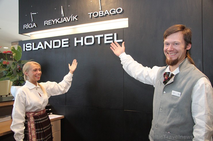 Rīgas četru zvaigžņu viesnīcas «Islande Hotel» viesu uzņemšanas dienests kopš 24.09.2013 ir latviešu tautas tērpos - www.islandehotel.lv Rīgas četru zvaigžņu viesnīcas «Islande Hotel» viesu uzņemšanas dienests kopš 24.09.2013 ir latviešu tautas tērpos - www.islandehotel.lv 106558