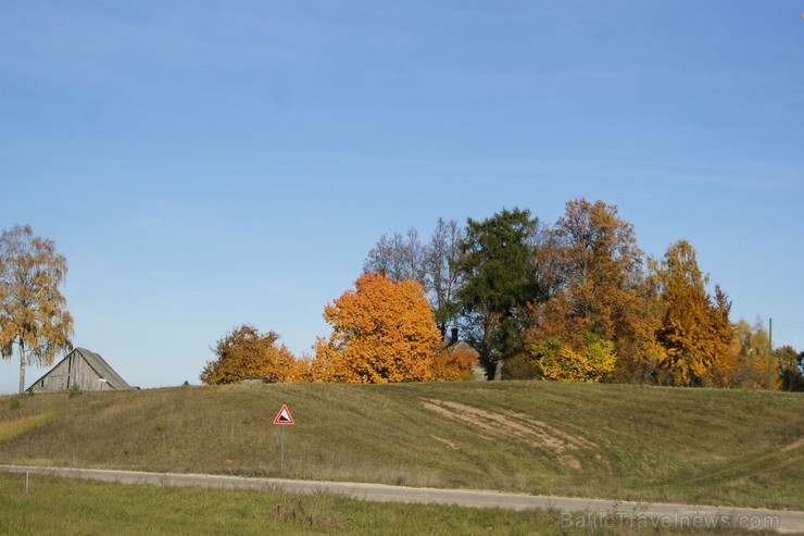 Rudens burvība ir pārņēmusi Sēliju. Travelnews.lv redakcija apmeklē Neretu, novadu pašā Latvijas - Lietuvas pierobežā Rudens burvība ir pārņēmusi Sēliju. Travelnews.lv redakcija apmeklē Neretu, novadu pašā Latvijas - Lietuvas pierobežā 107475