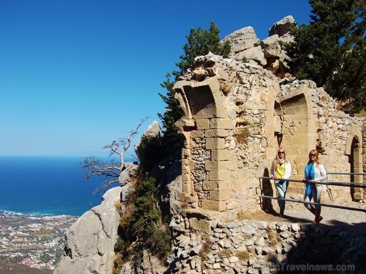 Hilariona cietoksnis (Saint Hilarion castle). Vairāk informācijas interneta vietnē www.latviatours.lv 107881